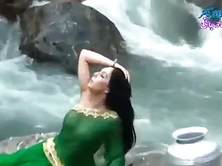 পুরুষ গাটার বেল্ট সঙ্গে নারী আনলোড বাংলা চোদা চুদির ভিডিও