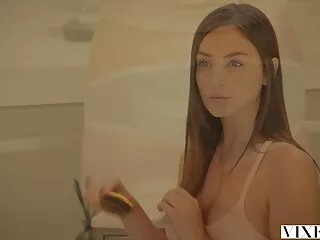 বাঁড়ার বাংলা ভিডিও চোদাচুদি রস খাবার